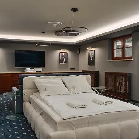 Jaskowy Dworek 4* Гданьск