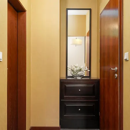 Jaskowy Dworek Апарт-отель 4*