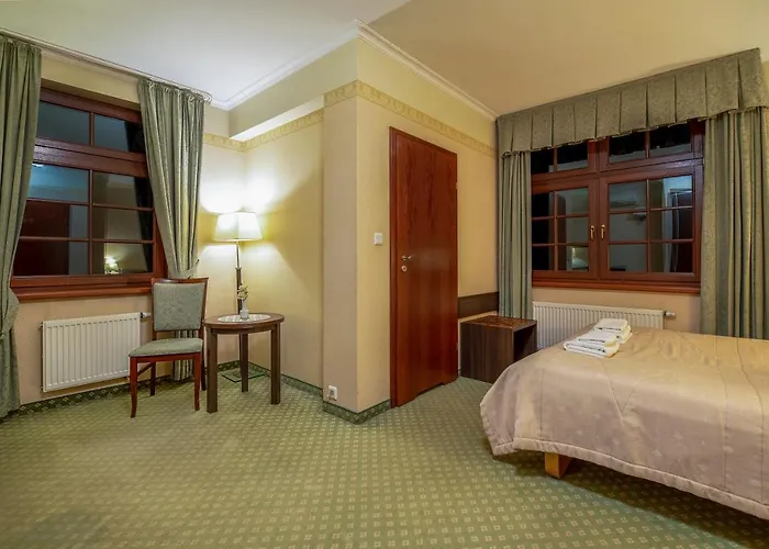 Lägenhetshotell Jaskowy Dworek 4*