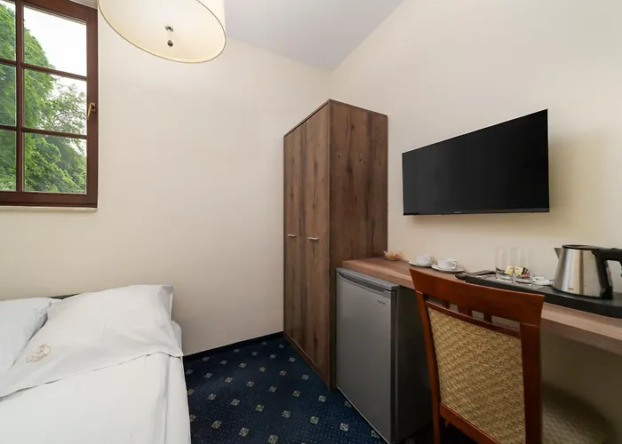 Jaskowy Dworek 4* Gdansk