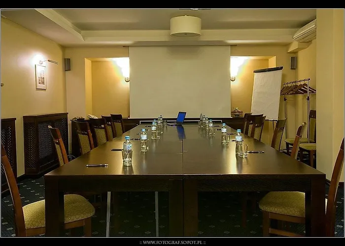 Jaskowy Dworek Apartmanhotel Gdańsk