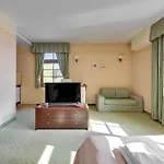 Jaskowy Dworek Aparthotel 4*