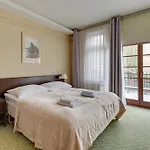 Jaskowy Dworek 4* Gdańsk